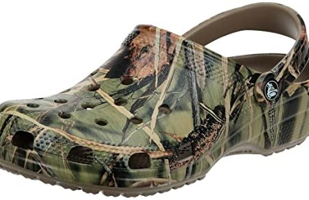 Crocs Unisex Classic Realtree V2 Clogs For Sale